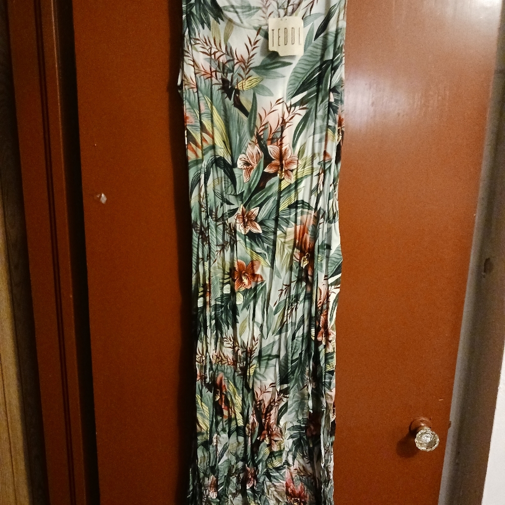 Women's dress